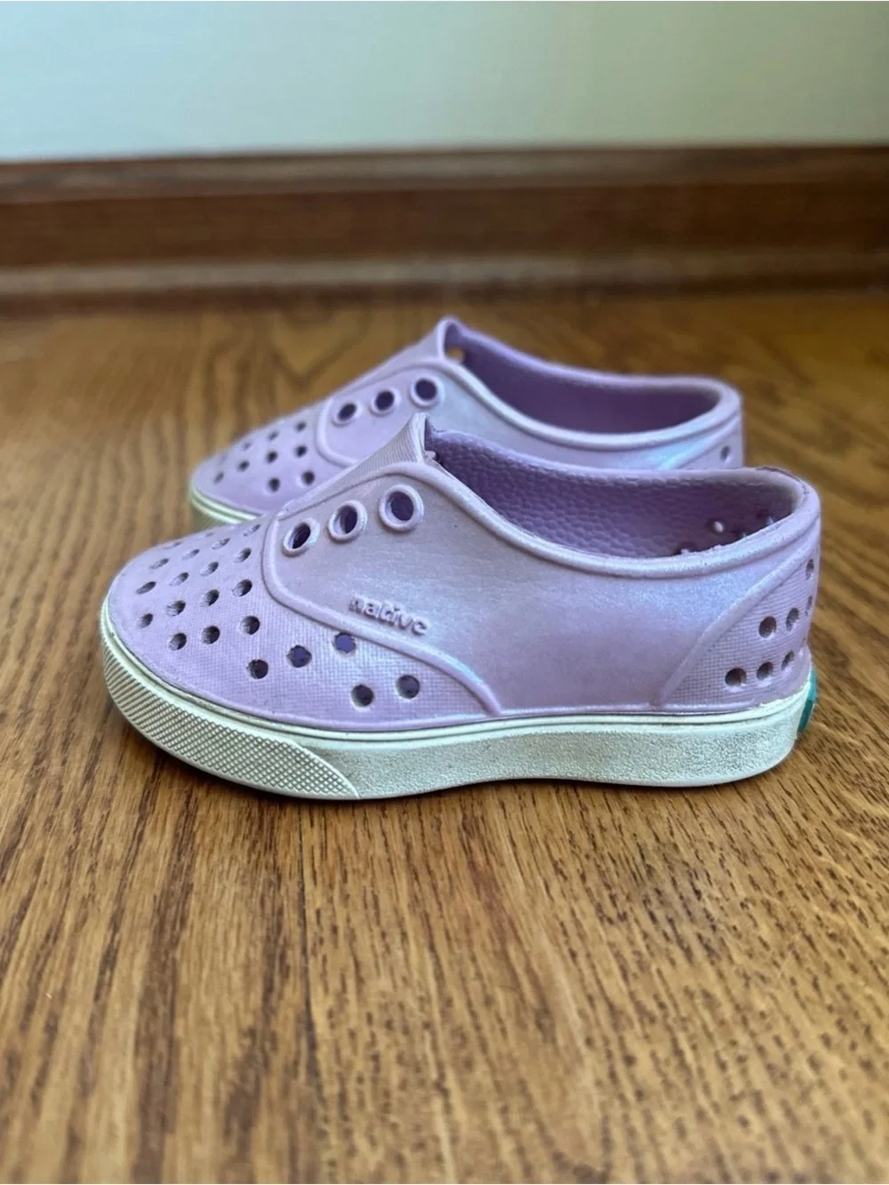Native Miller Shoes Girls Size 4 Baby-Toddler Purple